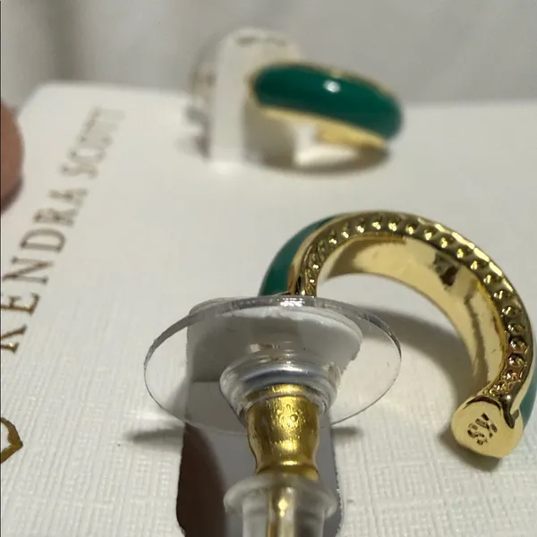 Kendra Scott Ainsley Gold Huggie Earrings in Green Enamel - Image 3