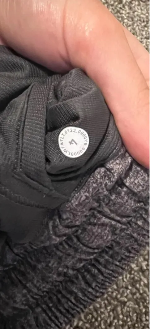 Lululemon Hotty Hot Shorts - Image 3