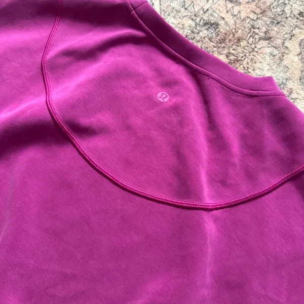 Lululemon Softstreme Gathered Tee T-Shirt Magenta Purple Size 8 W3FO6S - Image 5