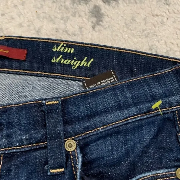 7 for all mankind zippers straight leg jeans. Size 28. In great condition. - Image 8