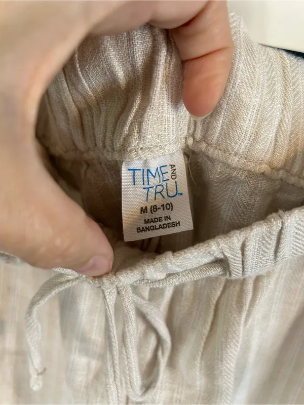 Time and Tru Cream Striped High Waist Linen Blend Drawstring Shorts. | Medium - Image 5