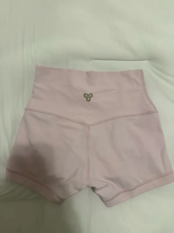 Aritzia Workout Set - Image 4