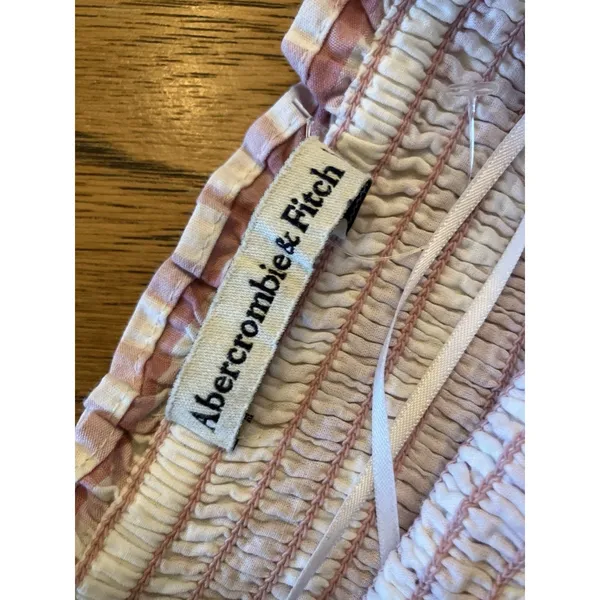 Abercrombie & Fitch Women's Pink/White Gingham V-Neck Puff Sleeve Crop Top M - Image 2