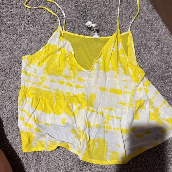 Alo Yoga yellow and white tank top M‎ - Image 3
