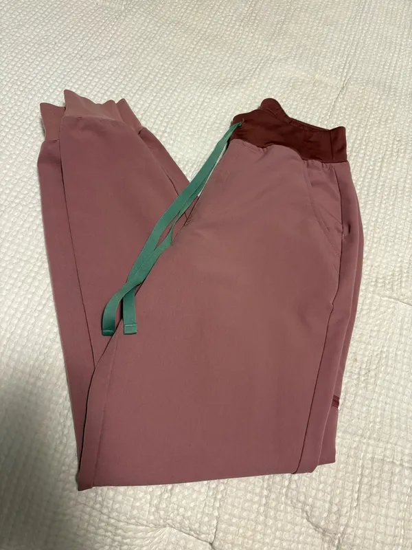 FIGS Mineral Mauve Joggers - Image 3