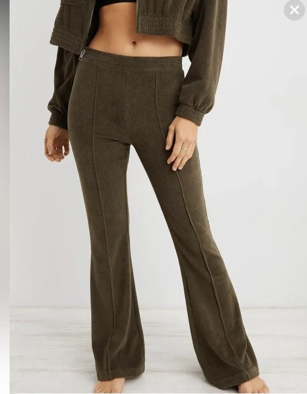 NWT Aerie Groove on Rib Velour Flare Pants - Image 6