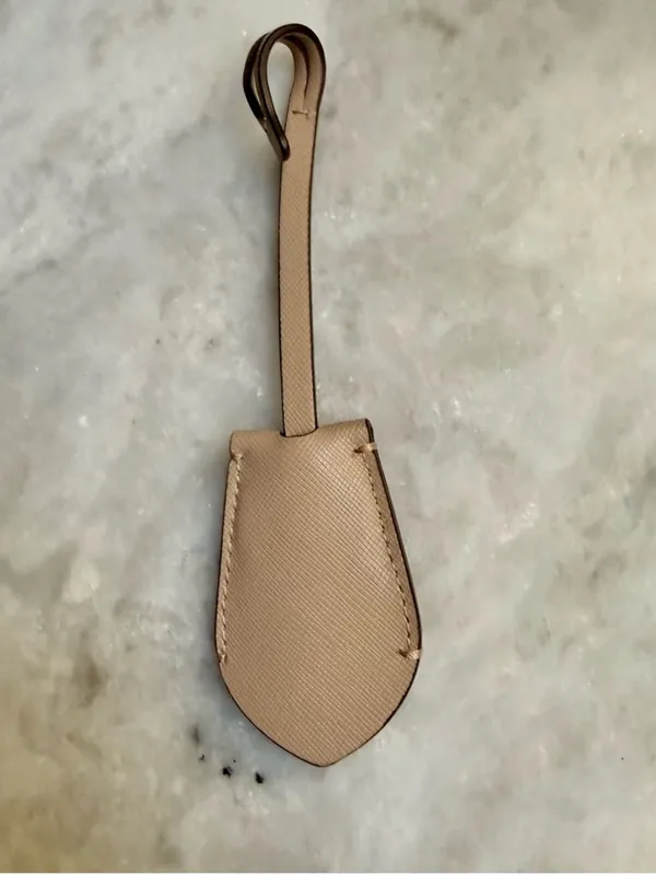 Coach Leather Hidden Keyring Pouch Charm / Key Fob (Beige/Tan) - Image 3