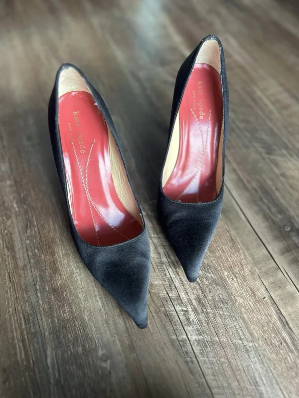 Kate Spade Vintage Black Suede Augustine Pointed Toe Heels Size 6.5 Womens - Image 9