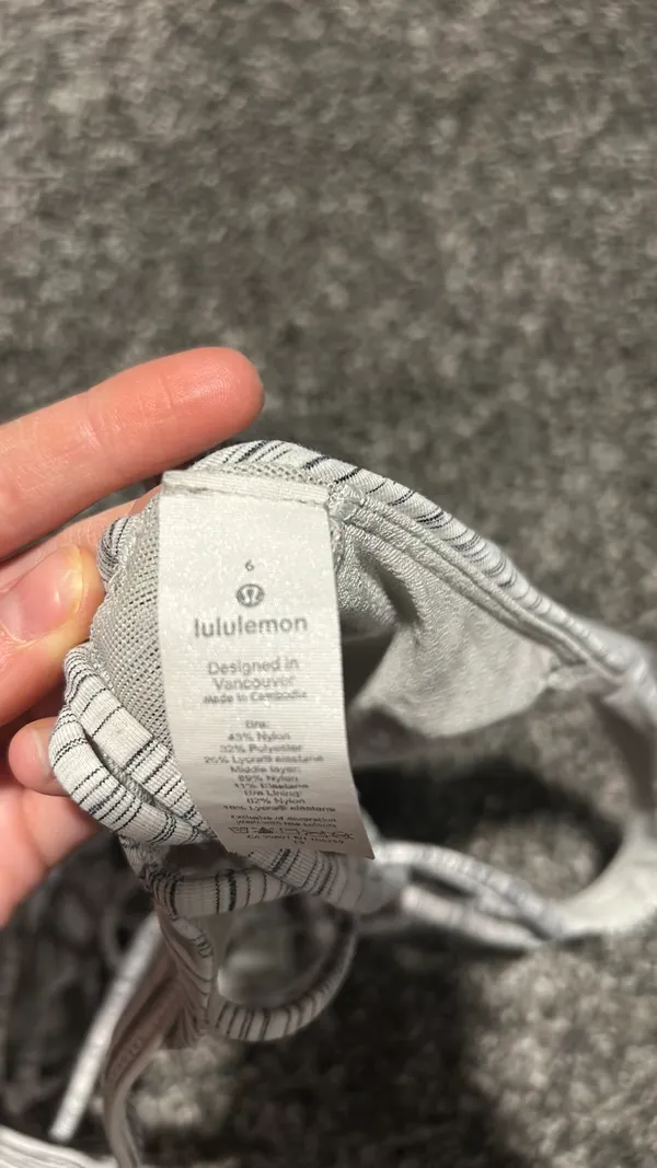 sports bra - Image 2