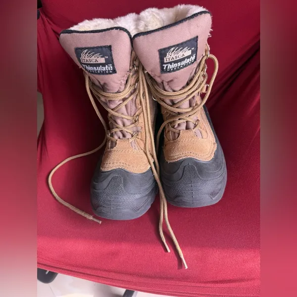 Itasca Thinsulate - Cedar Warm Winter Boots-Ladies, Tan and Black Color -Size 6 - Image 8