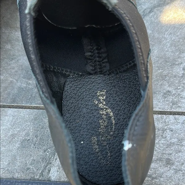 Capezio Black leather jazz shoes - Image 3