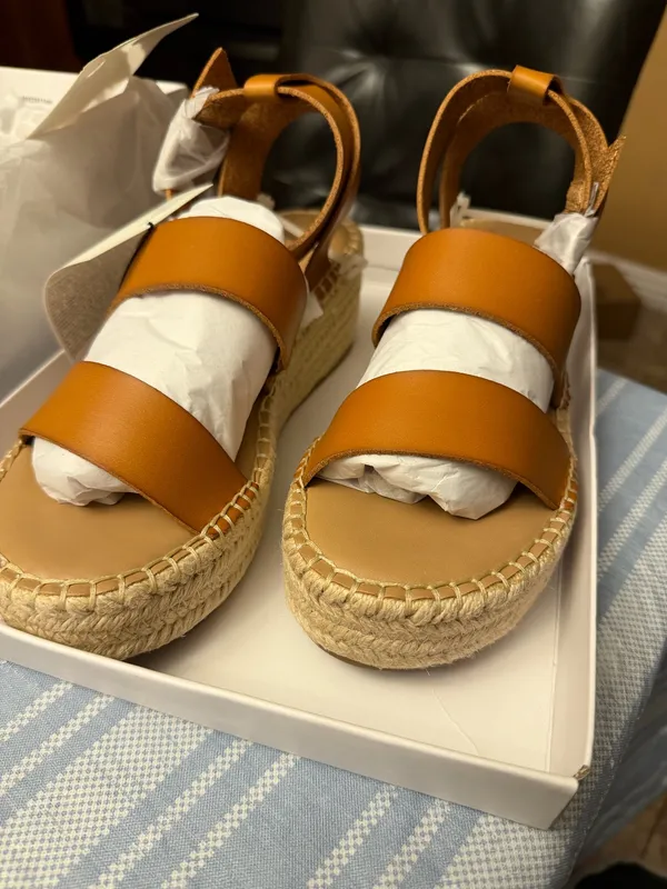 Shoes Brown Size 8 - Image 2