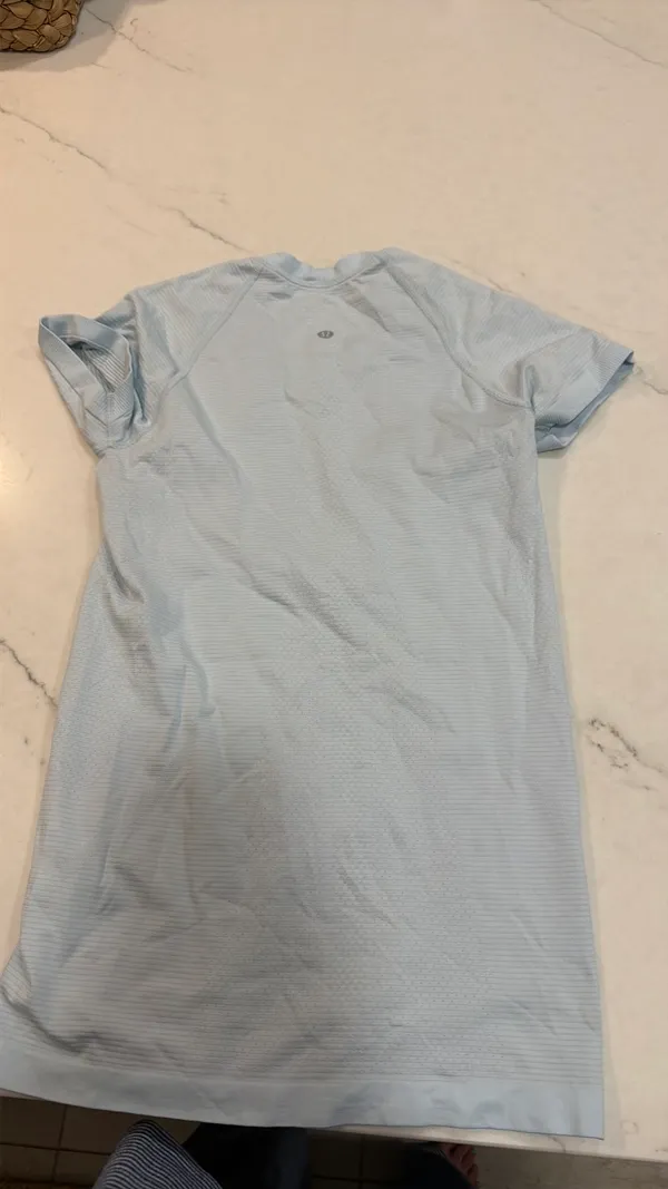 Lululemon Shirt Swiftly Tech Short Sleeve - Image 2
