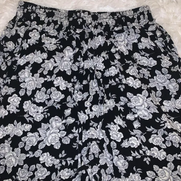 Boutique High Waisted Floral Pants - Image 3