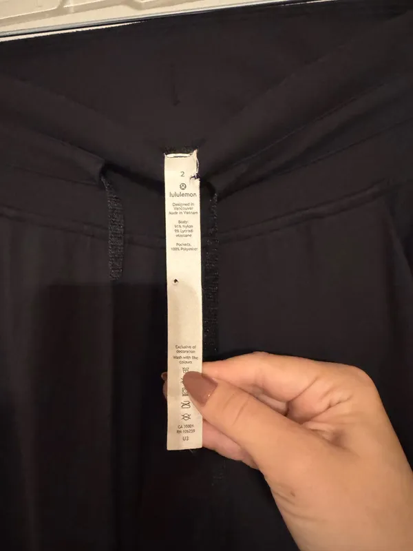 lululemon Ready to Rululu Women’s Black Jogger Pants Size 2 - Image 5