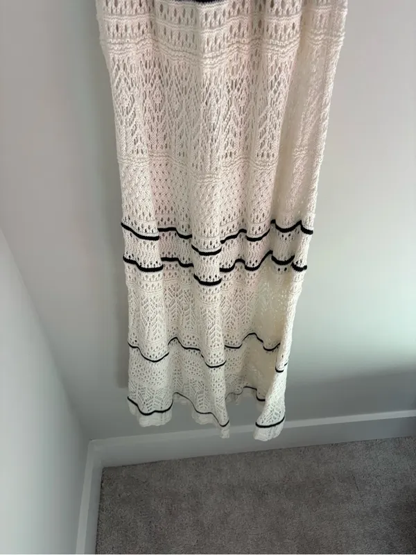 Abercrombie and Fitch Crochet Maxi Dress size Small - Image 9