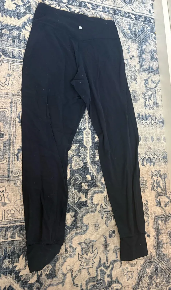 Lululemon Align Joggers 28" - Image 2