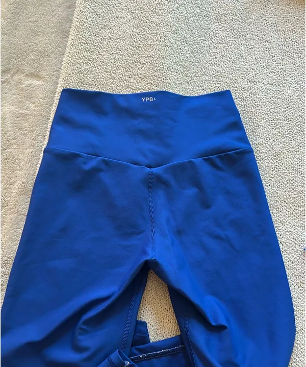 Abercrombie Set Workout - Image 5