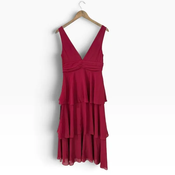 Lulus Celebration Time Red Sleeveless Tiered Midi Dress size Medium NWT - Image 4