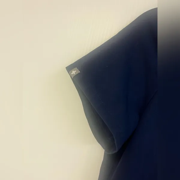 Figs Catarina‎ One Pocket Scrub Top - Navy Blue - Size XS - Image 6