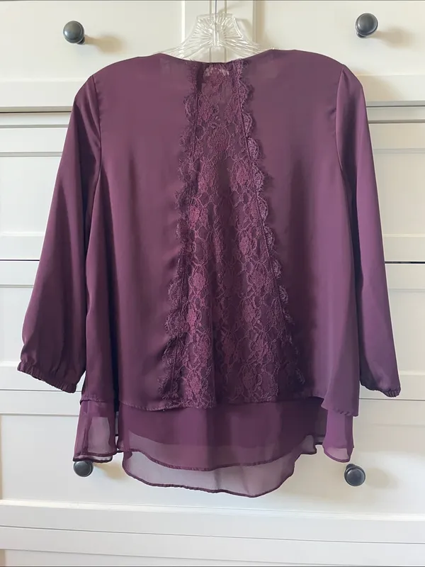 LC Lauren Conrad Women’s Burgundy V-Neck Layered Chiffon Business Casual Blouse - Image 4