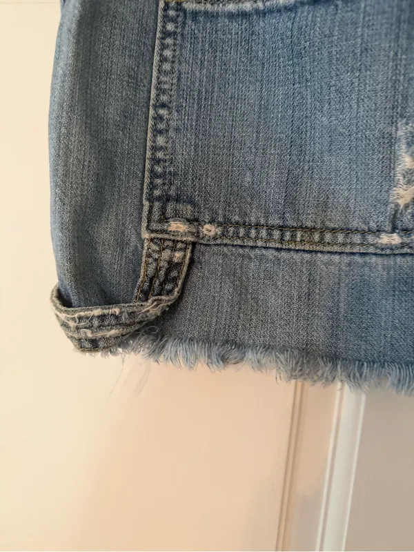 Vintage Abercrombie & Fitch Light Wash Distressed Denim Mini Skirt Size 6 - Image 8