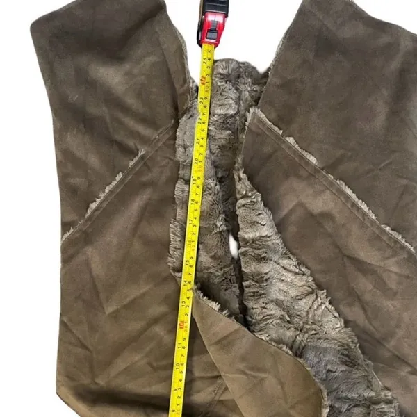 Altar'd State Boho Faux Fur Shearling Vest Brown Cozy Western Layering Jacket Size M - Image 7