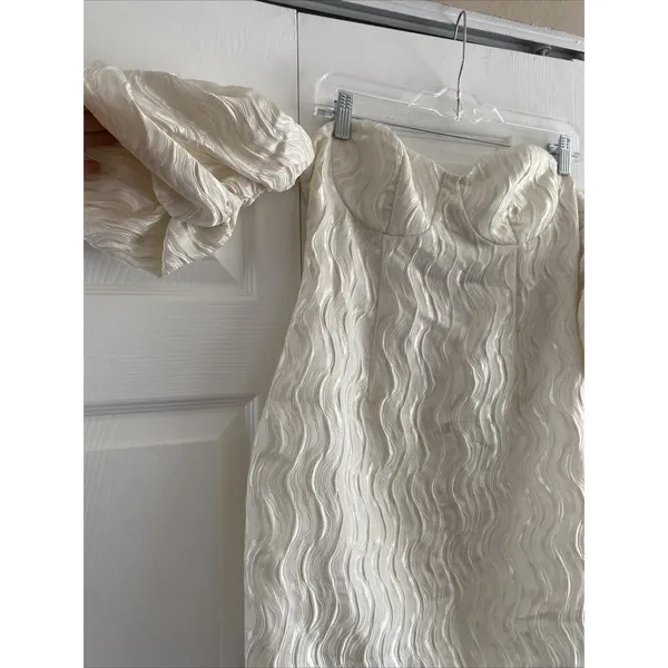 ASOS Wave Jacquard Puff Sleeve Mini Dress Size 6 Ivory Bridal Rush Sorority - Image 2