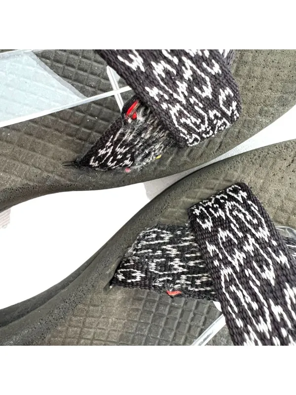 Chacos Z2 Womens Size 7 Sandals Adjustable Straps Black Gray Hiking Outdoor Shoes - Image 4