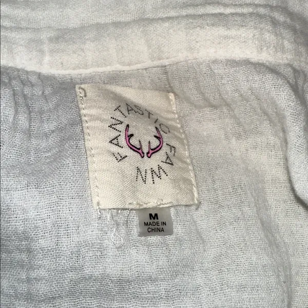 FANTASTIC FAWN Women's Blue & White ombré Button-Up Top size medium oversized w - Image 6