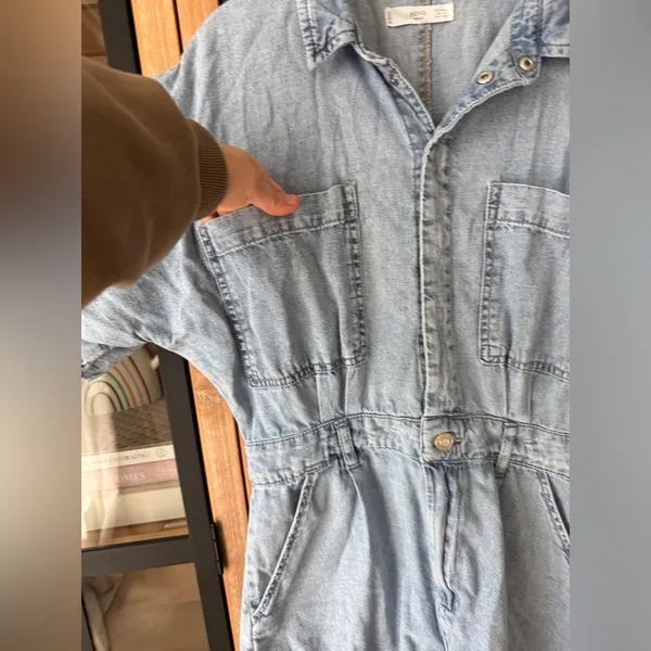 Mango denim romper playsuit light wash chambray short sleeve pockets button down - Image 6