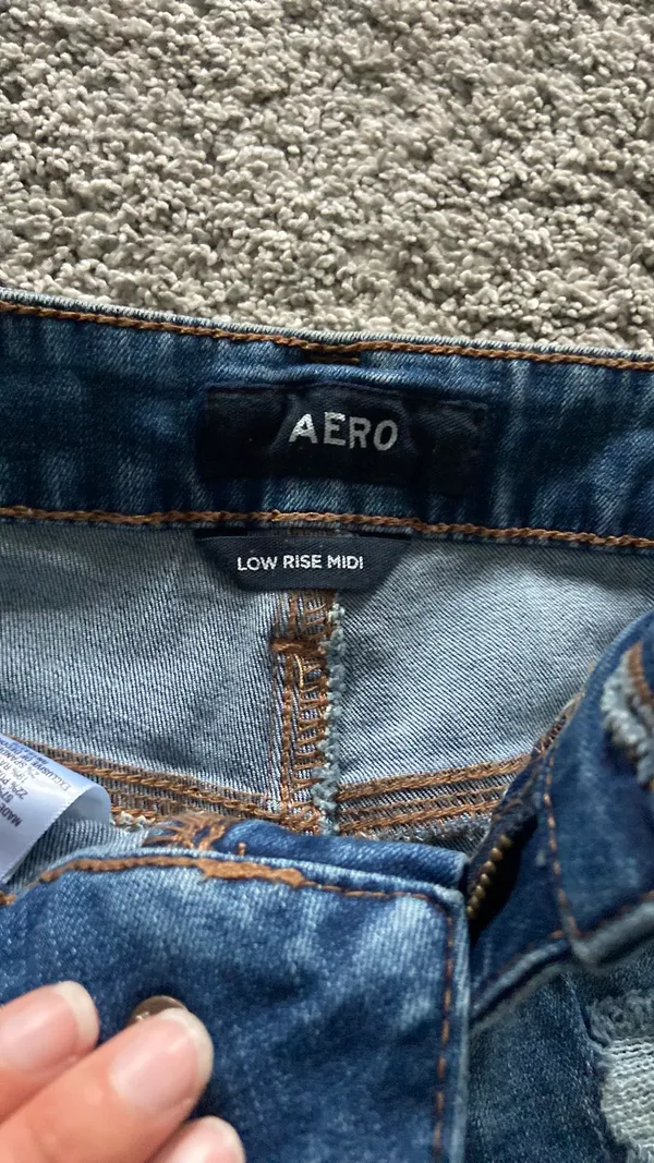 Aeropostale Ripped Jean Shorts - Image 5
