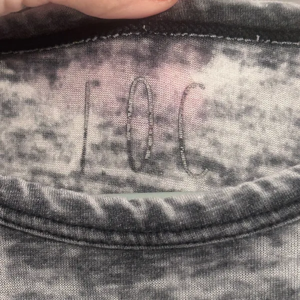 Buckle Gray Acid-Wash Tank Top with Pink & Gold Graphic - Image 3