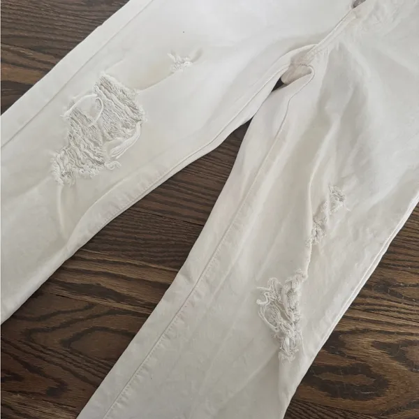 Levi’s high waisted white wedgie straight leg raw hem button fly jean pants 26 - Image 7