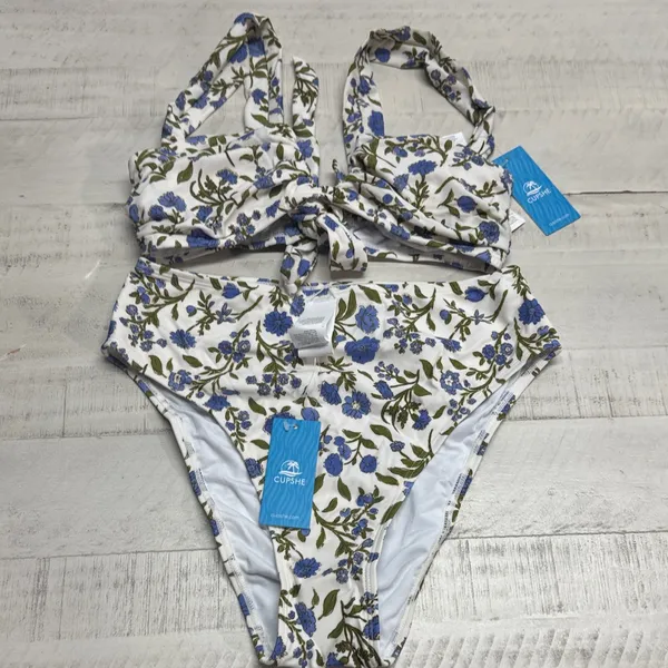 Cupshe  Blue Floral Bikini Set - Image 2