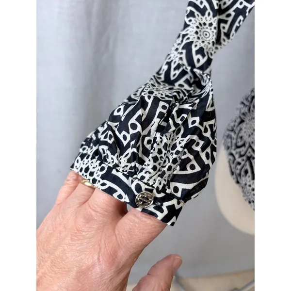 Tory Burch Navy White Geometric Crochet Tassel Blouse Size 10 Cotton Boho‎ Top - Image 5
