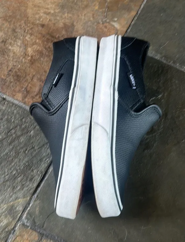 Slip-On Vans - Image 6