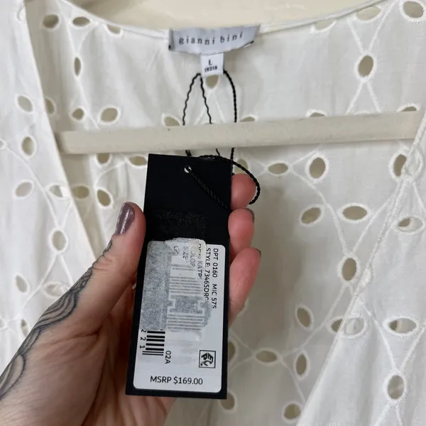 NEW Gianni Bini Katrina White Eyelet Embroidered Long Sleeve Mini Sundress Large - Image 6