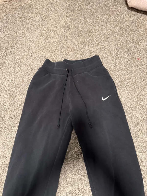 Nike Joggers Black Women’s - Image 2
