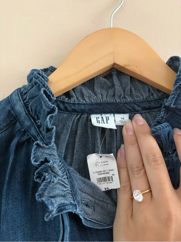 Gap Relaxed Denim Top Size XS 100% Cotton Long Puff Sleeve Button Front Preppy - Image 3
