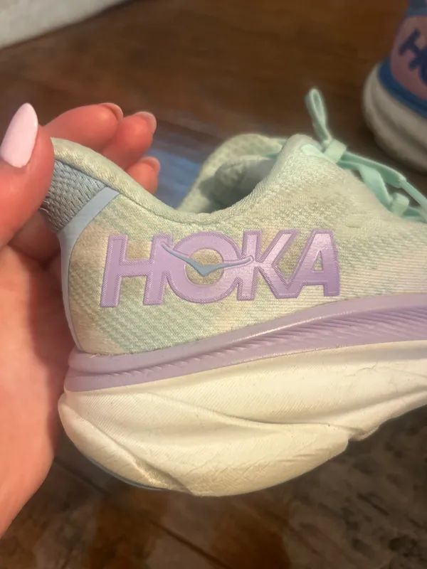 Clifton 9 Hoka - Image 4