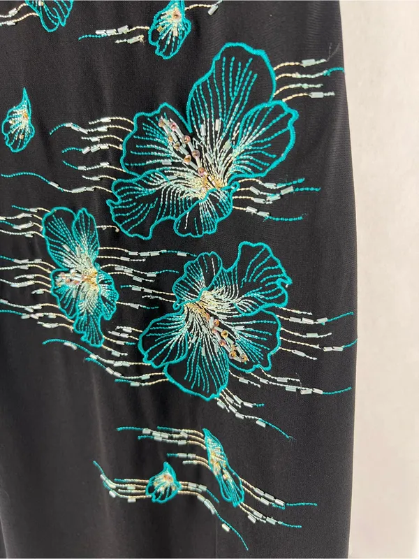 Vintage‎ BCBGMAXAZRIA Black Beaded Floral Embroidered Slip Dress Women’s Size 6 - Image 5
