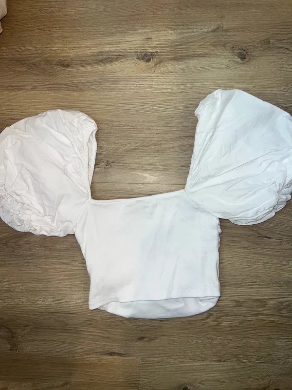 ZARA Crop Top Puff Sleeves - Image 3