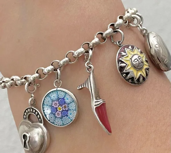 Sterling Silver Vintage 925 12 Charms Bracelet - Image 6