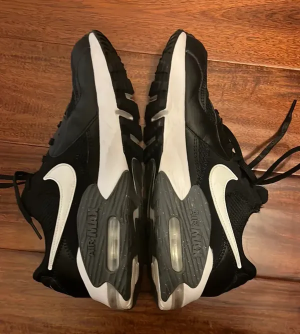 Nike Air Max Excee Sneakers Women’s - Image 4