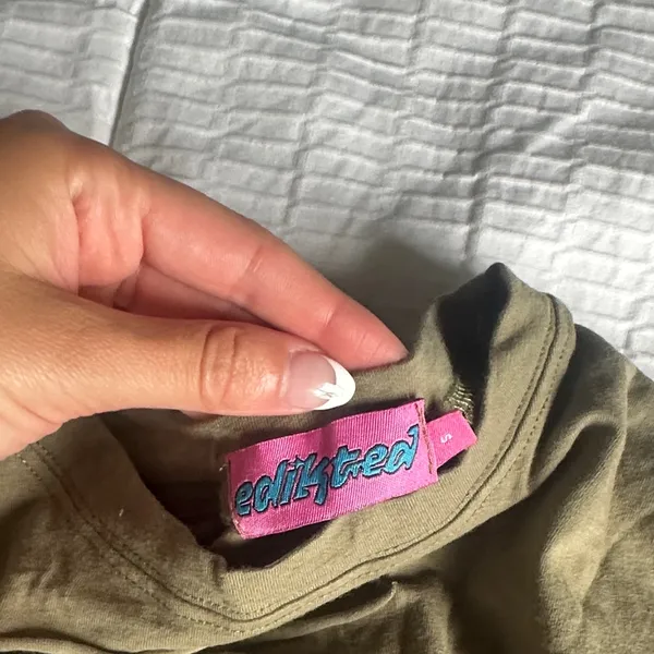 Edikted Olive Green Cutout Long Sleeve Top - Image 2