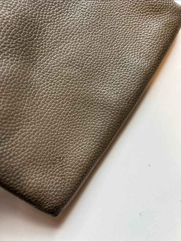 Marc Jacobs Leather square double compartment crossbody tan minimalist - Image 3