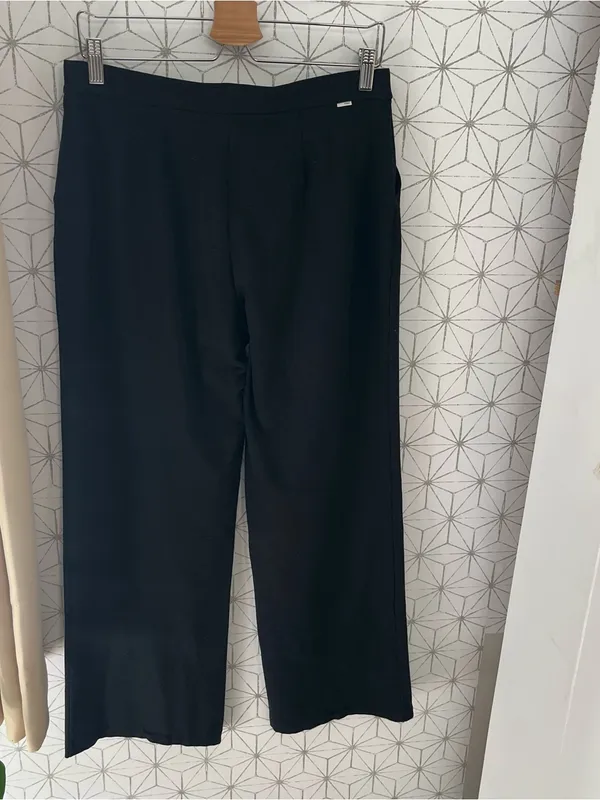 Vuori Elevation Trouser Black Heather Pant - Image 3