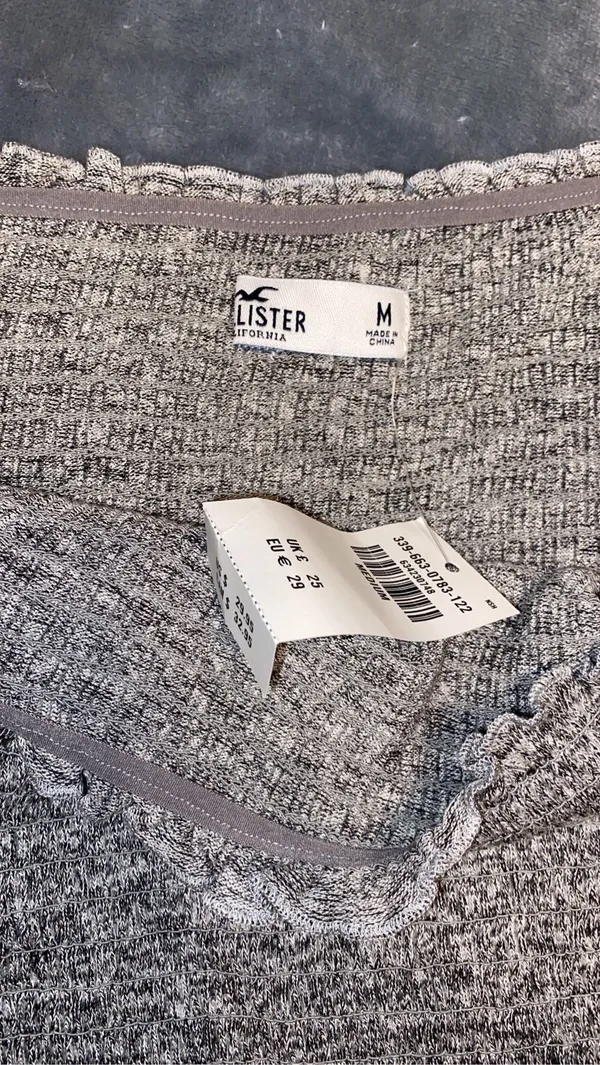 Hollister Off The Shoulder - Image 3