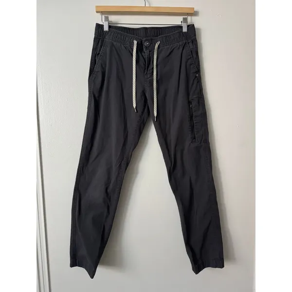 Vuori S Women’s Ripstop Pants in Dark Grey - Image 3